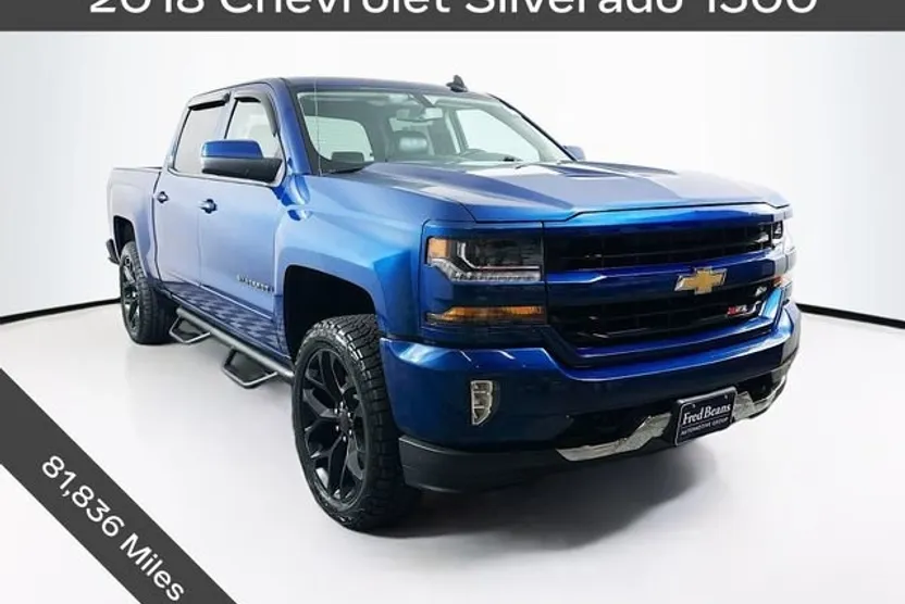 2018 Chevrolet Silverado 1500 LT photo 1