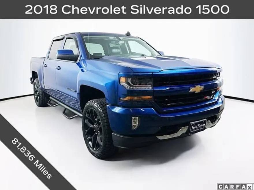 2018 Chevrolet Silverado 1500 LT photo 1