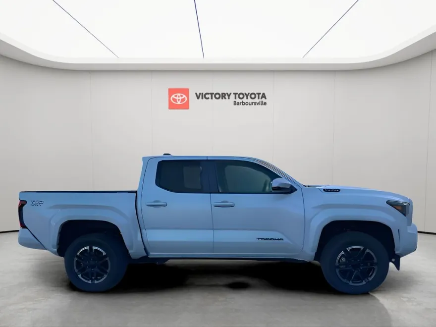 2025 Toyota Tacoma TRD Sport 4x4 Double Cab photo 1