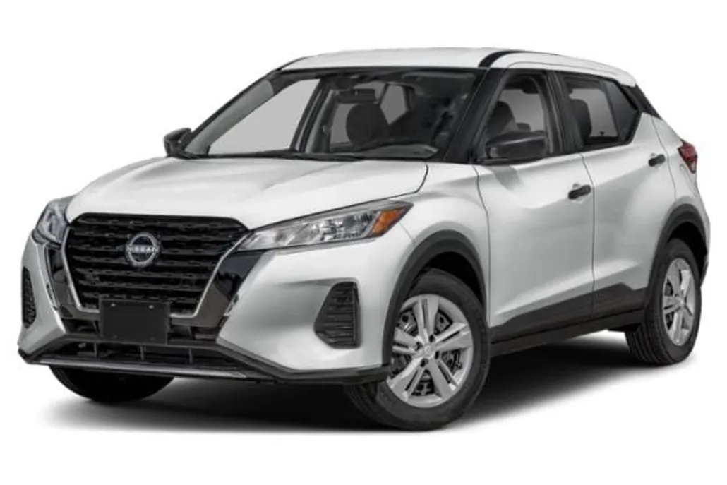 2025 Nissan Kicks Play S photo 1