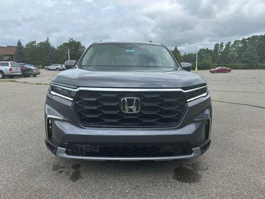 2025 Honda Pilot EX-L photo 1