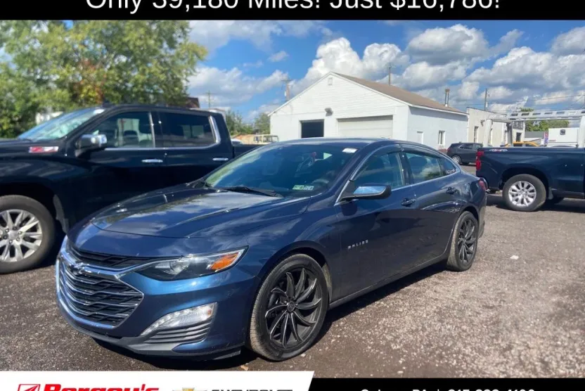 2022 Chevrolet Malibu 1LT photo 1