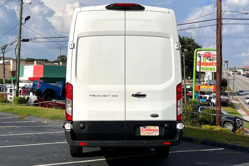 2019 Ford Transit Van photo 1