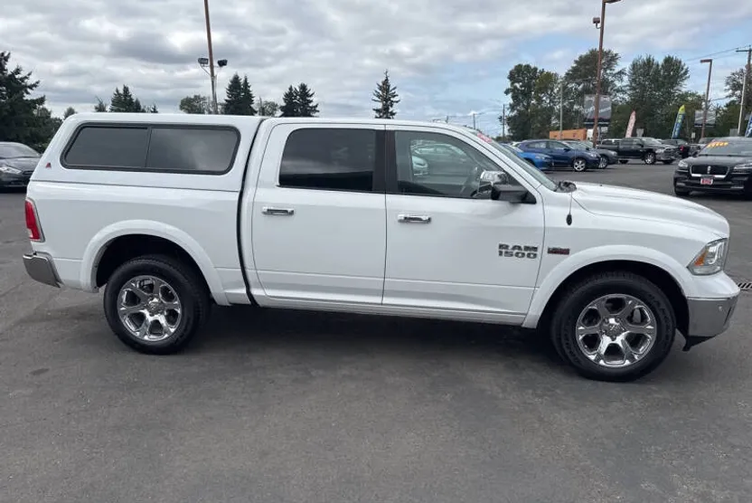 2017 Ram 1500 Laramie photo 1