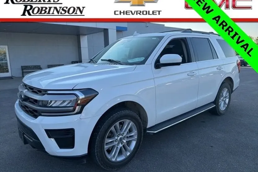 2023 Ford Expedition XLT photo 1