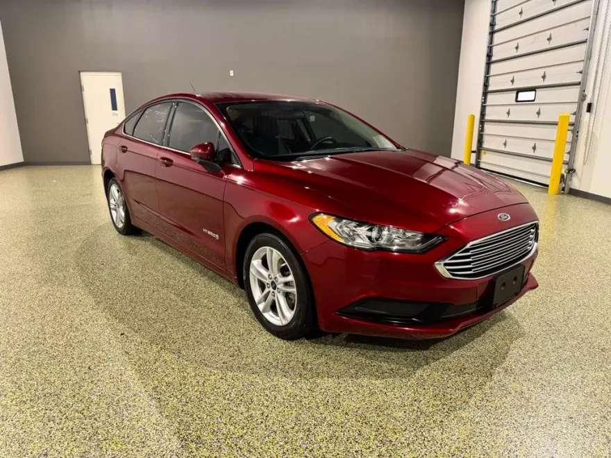 2018 Ford Fusion Hybrid S photo 1