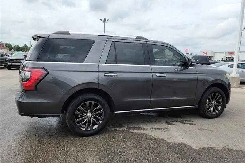 2019 Ford Expedition Limited photo 1