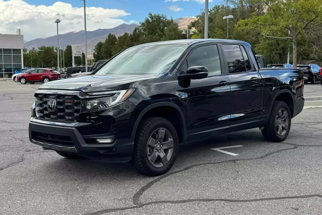 2025 Honda Ridgeline TrailSport photo 1