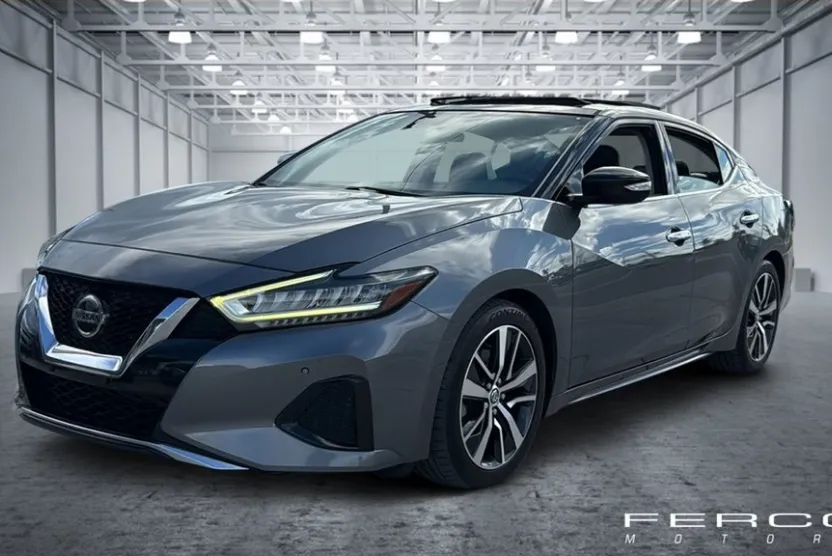 2019 Nissan Maxima SL photo 1