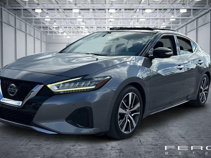 2019 Nissan Maxima SL photo 1