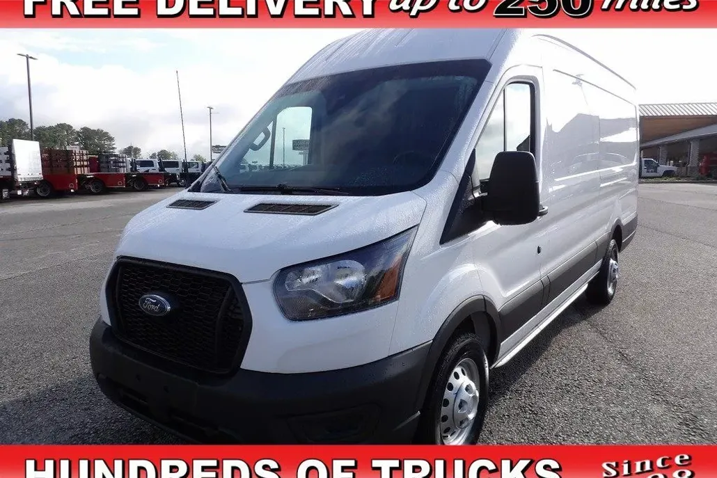 2023 Ford Transit photo 1