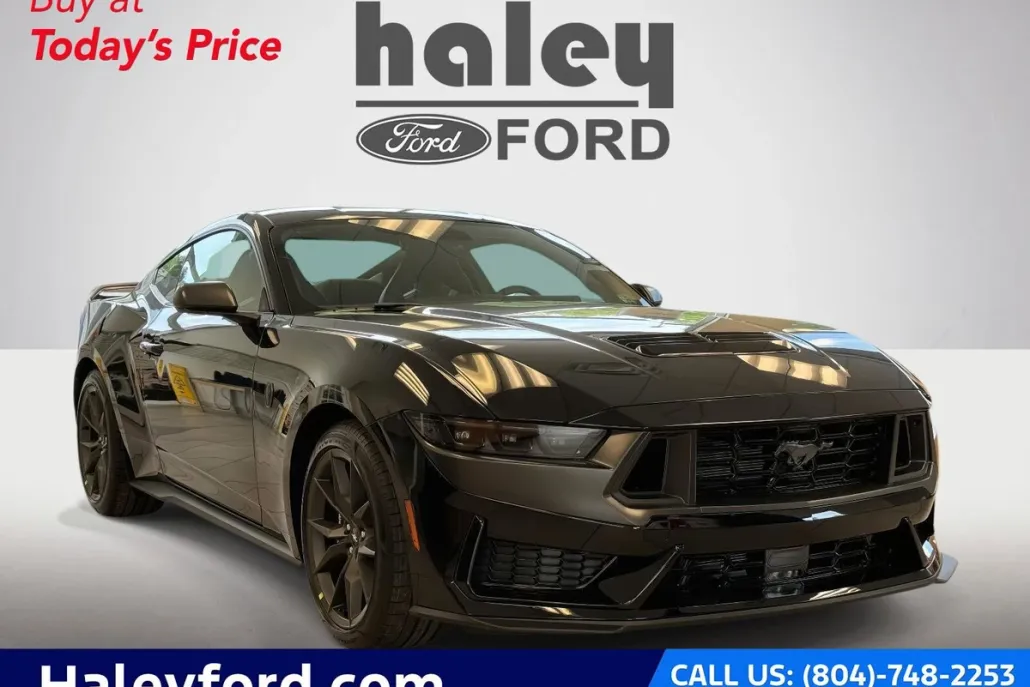 2025 Ford Mustang Dark Horse Premium photo 1