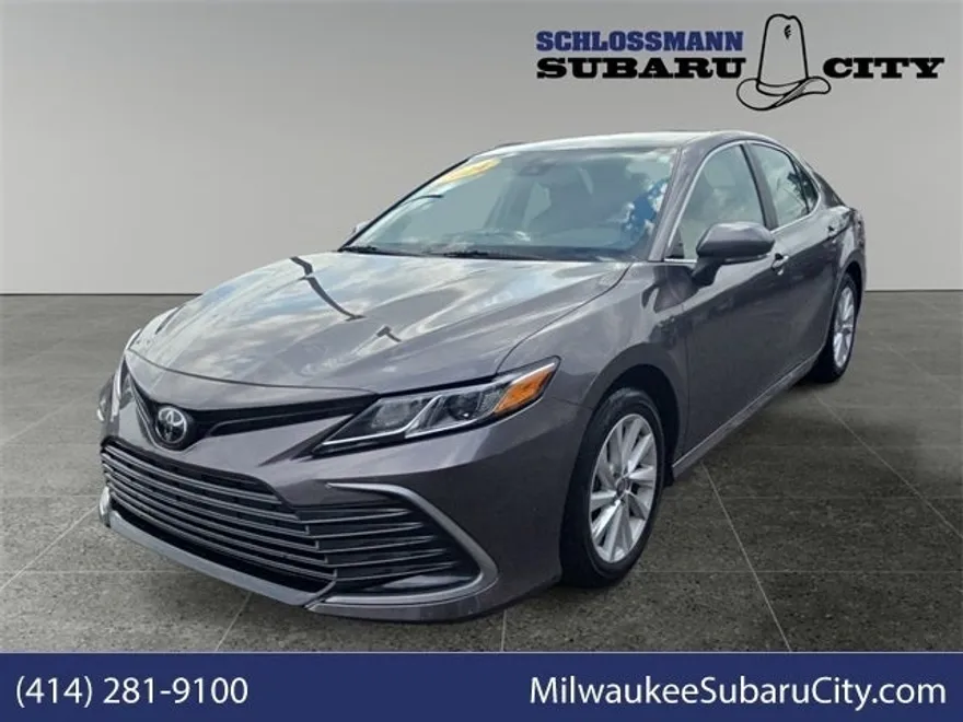2024 Toyota Camry LE photo 1