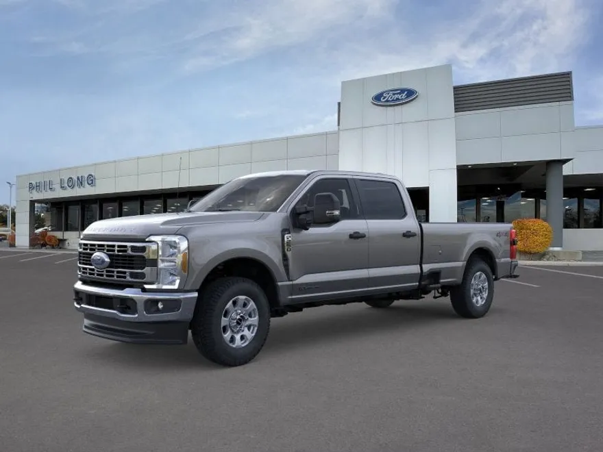 2025 Ford F-250 XLT photo 1