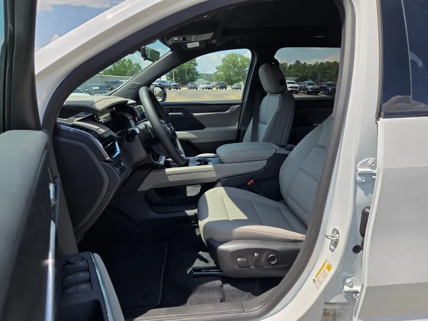 2026 Gmc Acadia Elevation photo 1