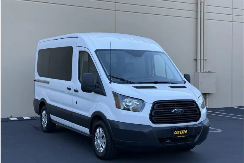 2015 Ford Transit XL Van photo 1