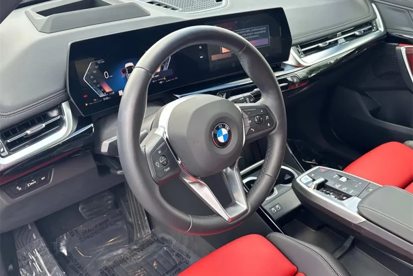 2025 Bmw X1 XDrive28i photo 1