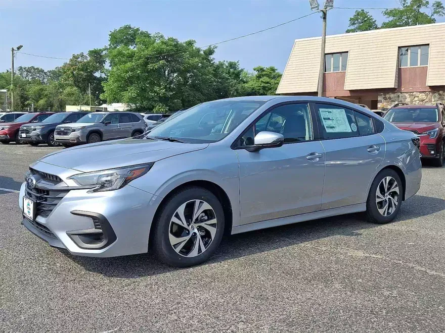 2025 Subaru Legacy Premium photo 1