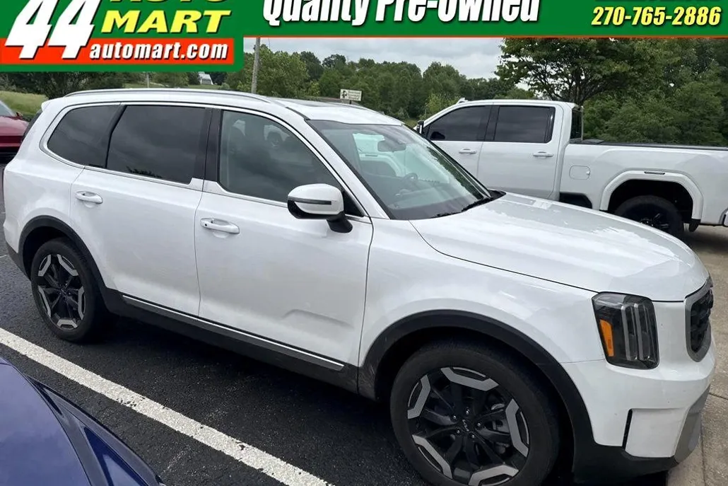 2023 Kia Telluride S photo 1