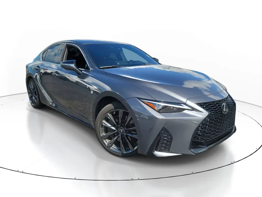 2022 Lexus IS 350 F SPORT photo 1