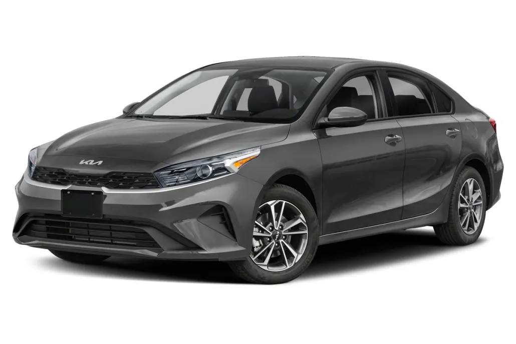 2024 Kia Forte LXS photo 1