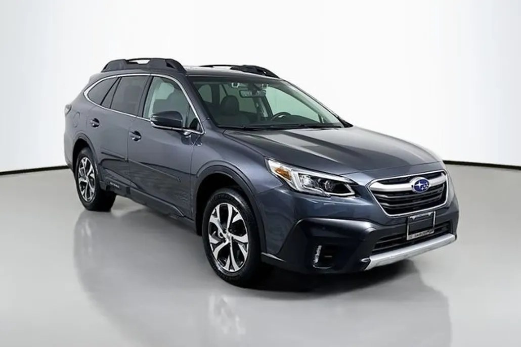 2020 Subaru Outback Limited photo 1