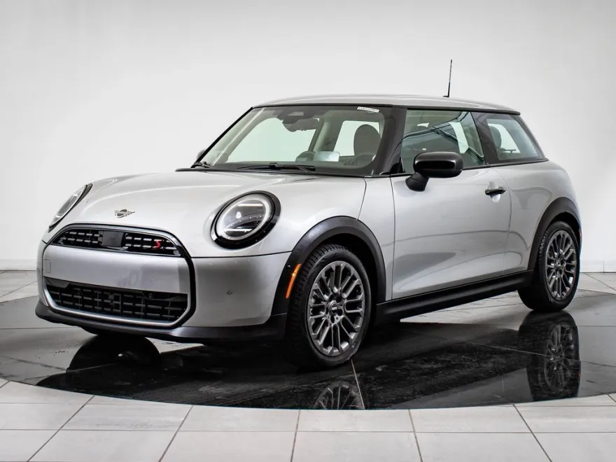 2025 Mini Cooper Hardtop S photo 1