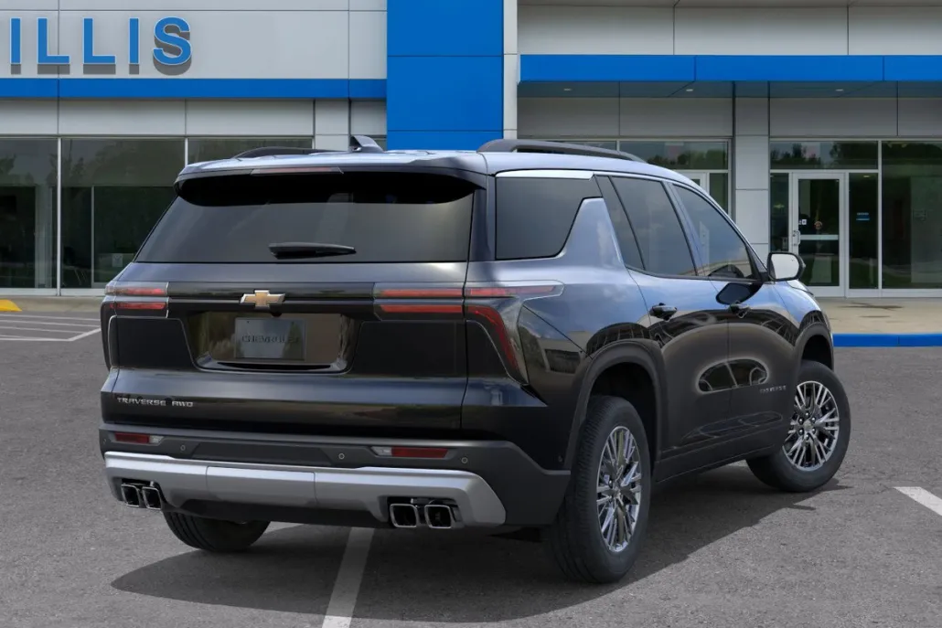 2026 Chevrolet Traverse photo 1