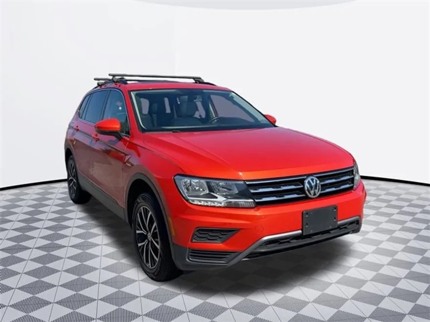2019 Volkswagen Tiguan SE photo 1