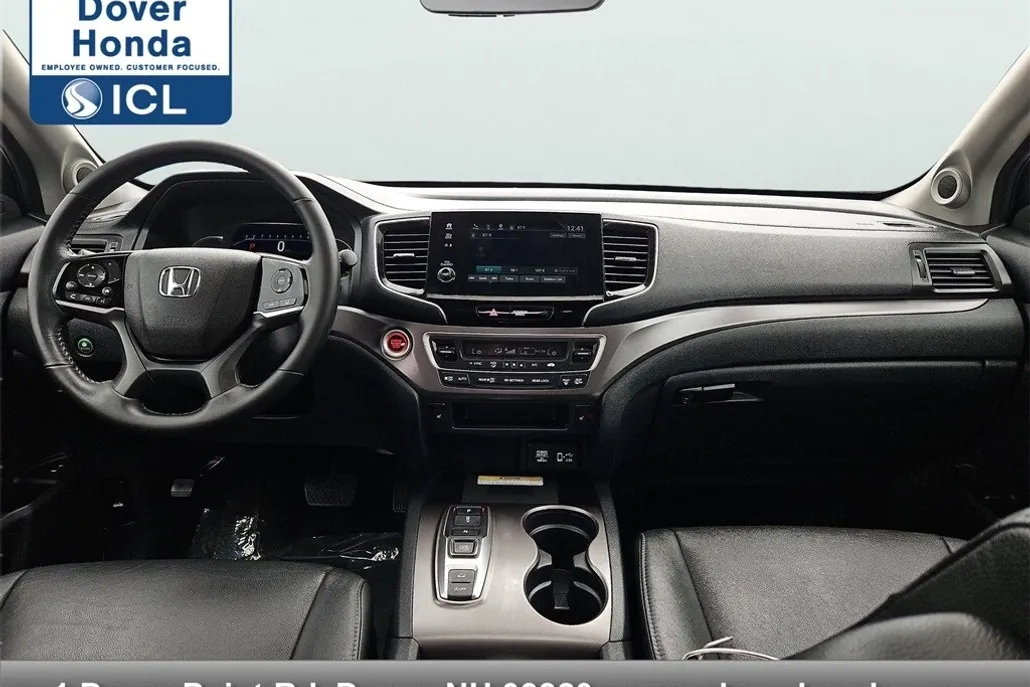 2022 Honda Pilot Special Edition photo 1