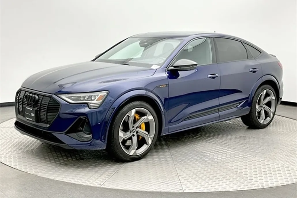 2022 Audi e-tron Sportback Premium Plus photo 1