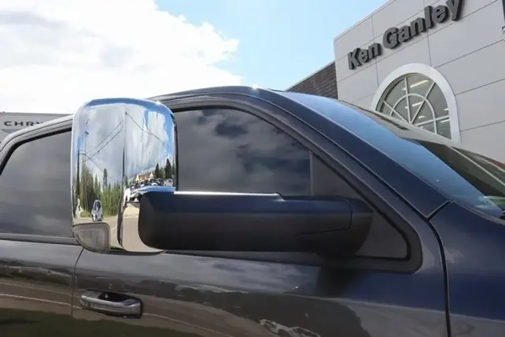 2019 Ram 1500 Laramie Sport photo 1