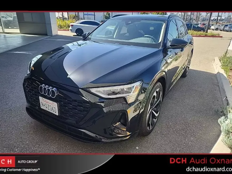 2024 Audi Q8 E-tron Premium Plus photo 1