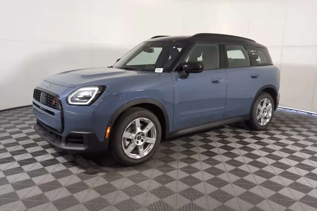 2026 Mini Countryman S ALL4 photo 1
