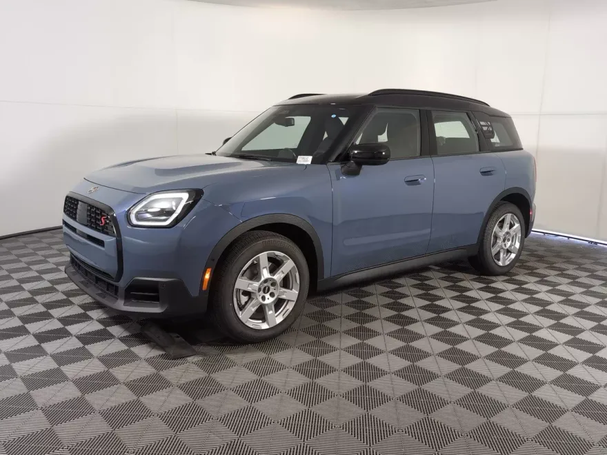 2026 Mini Countryman S ALL4 photo 1