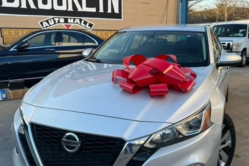 2020 Nissan Altima 2.5 S photo 1