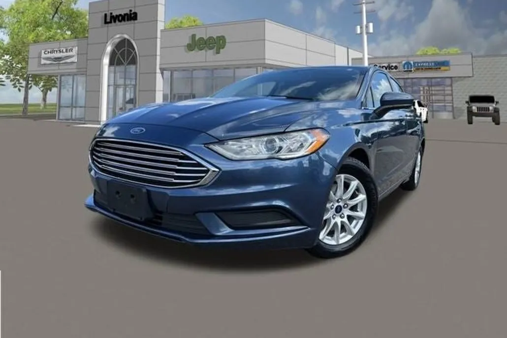 2018 Ford Fusion S photo 1
