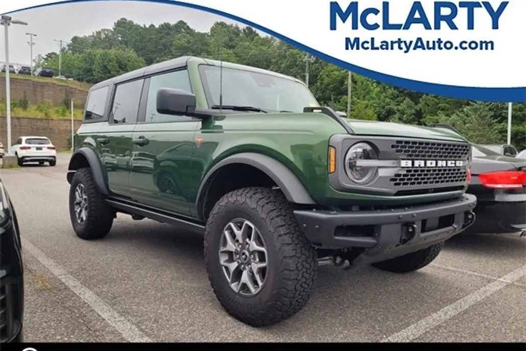 2024 Ford Bronco Badlands photo 1