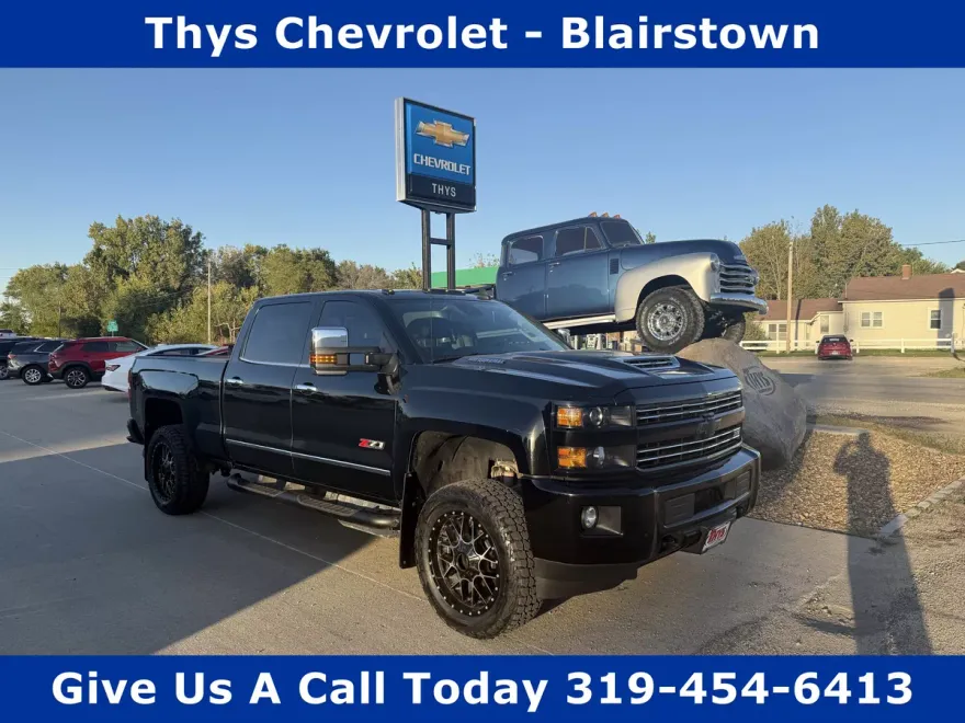 2019 Chevrolet Silverado 2500HD LTZ photo 1