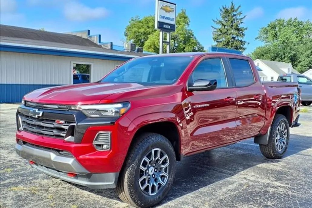 2025 Chevrolet Colorado Z71 photo 1