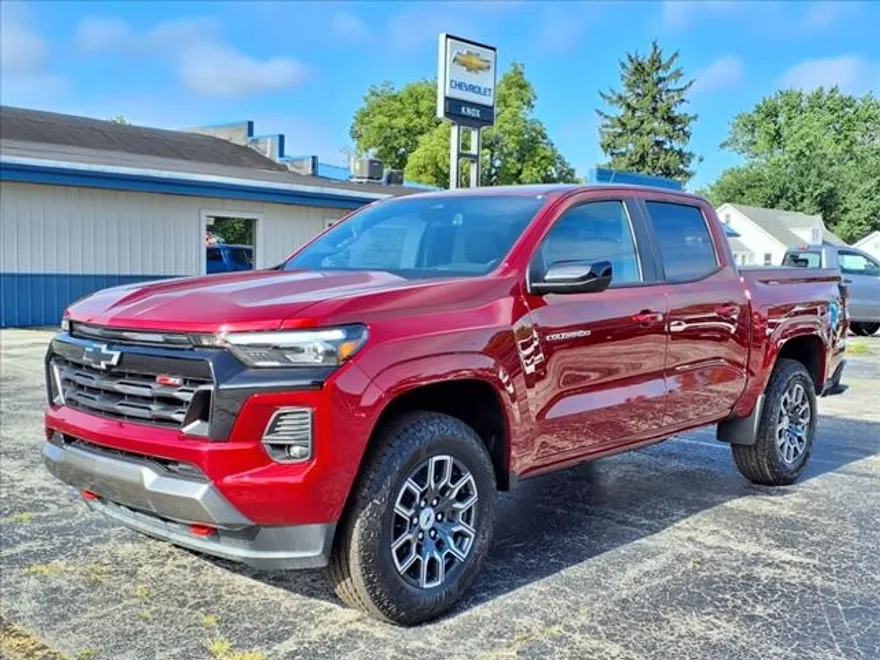 2025 Chevrolet Colorado Z71 photo 1