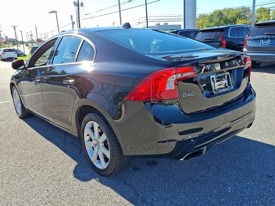 2016 Volvo S60 T5 Premier AWD photo 1