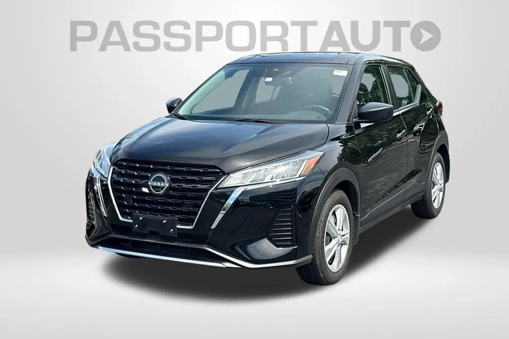 2024 Nissan Kicks S photo 1