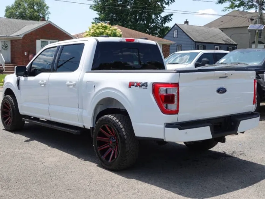 2023 Ford F-150 Lariat photo 1