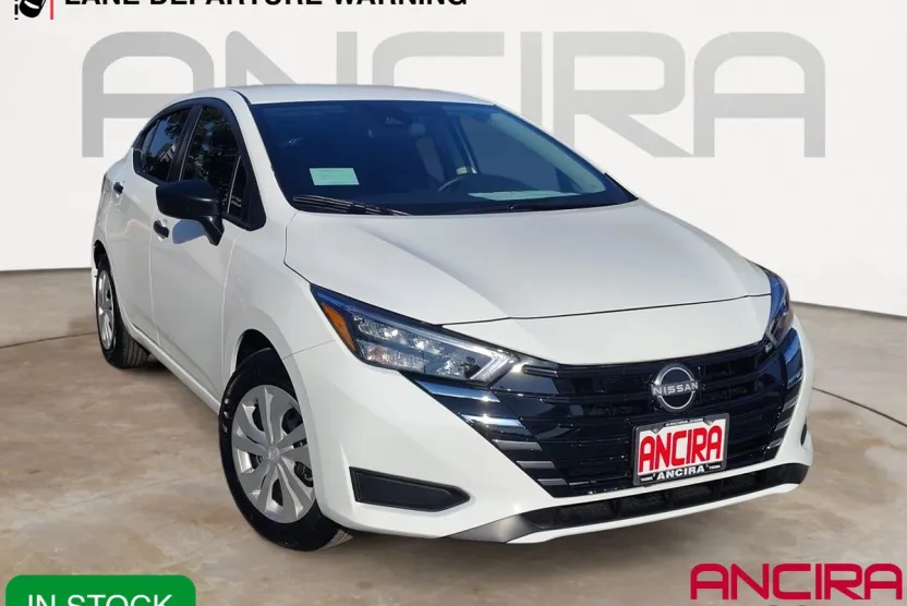 2025 Nissan Versa S photo 1