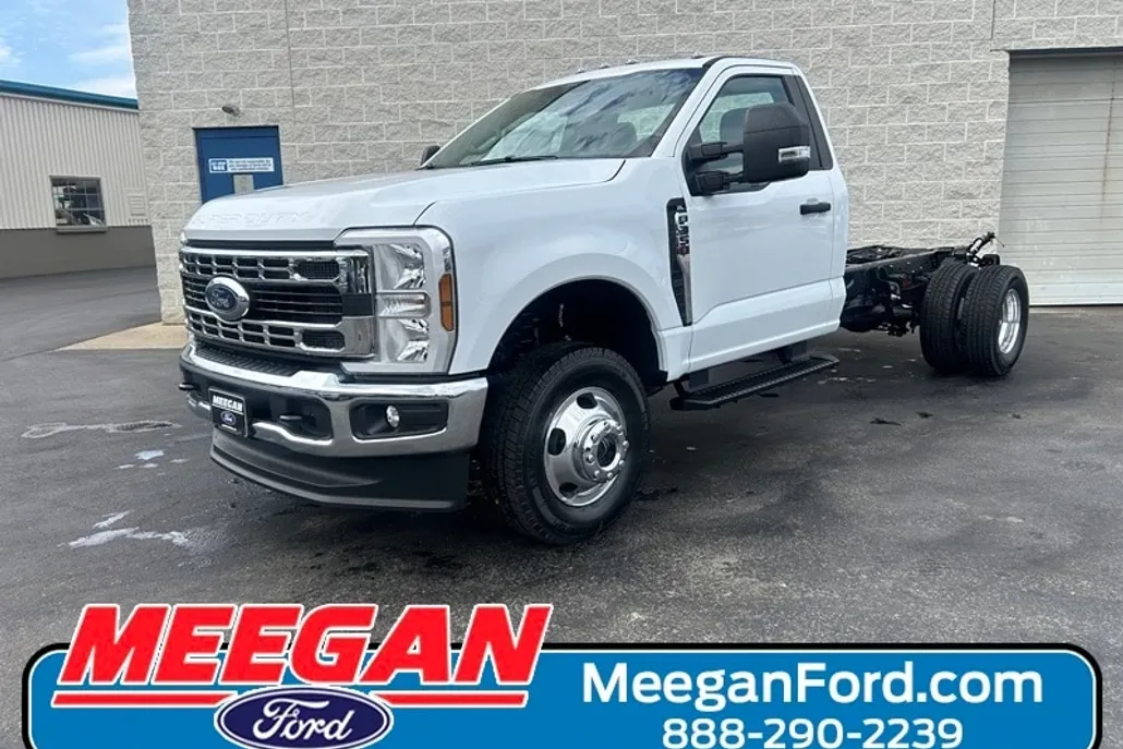 2026 Ford F-350 XL photo 1