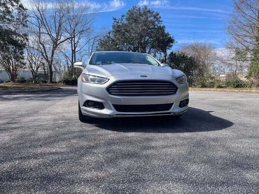 2015 Ford Fusion Energi SE photo 1