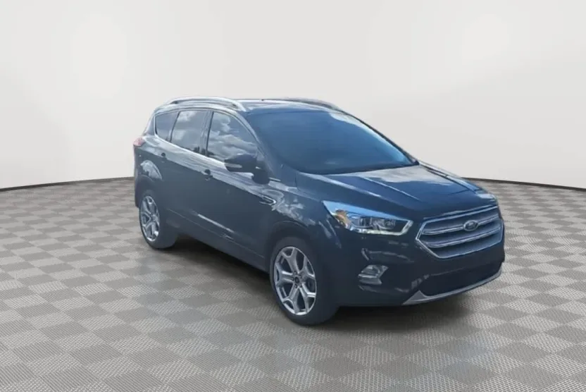 2019 Ford Escape Titanium photo 1