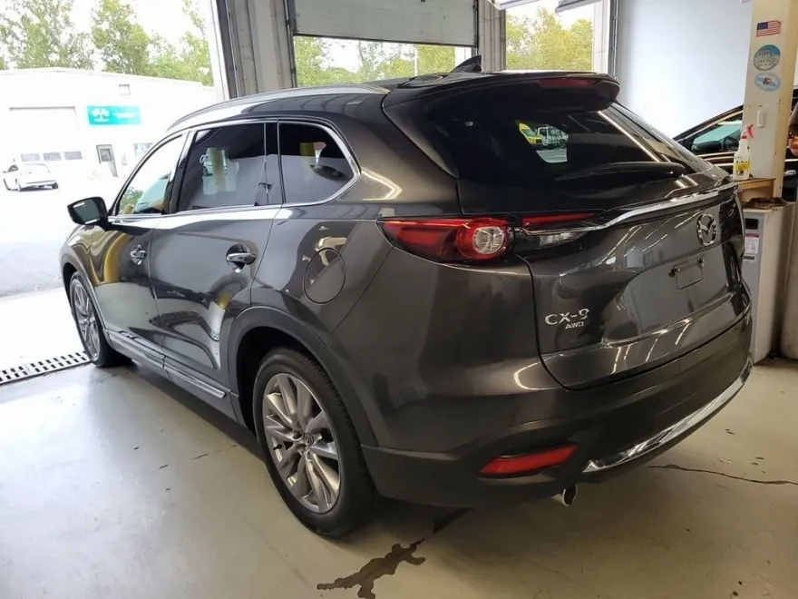 2022 Mazda CX-9 Grand Touring photo 1