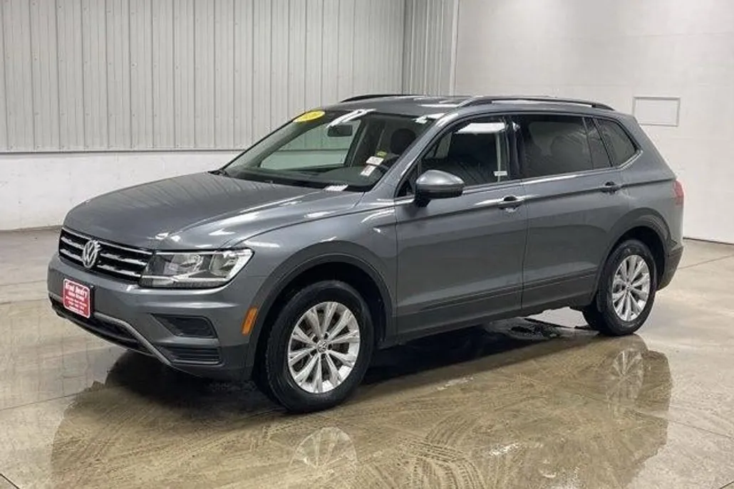 2020 Volkswagen Tiguan S photo 1